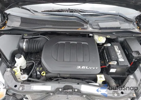 2012 Chrysler Town & Country Touring-L z USA, uszkodzony, nr VIN 2C4RC1CG0CR233562